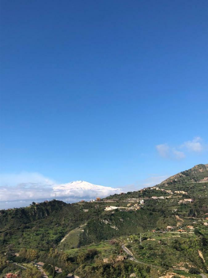 Villa Nina 2013 Appartamento Taormina Eksteriør billede